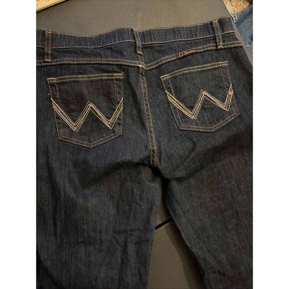 WRANGLER Q-Baby Jeans Size 13/14 Womens Mid Rise Boot Cut Denim Blue - Picture 10 of 10